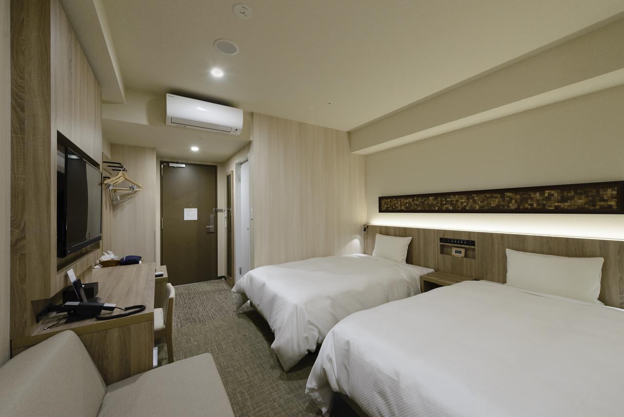 Hotel Il Fiore Kasai Tokyo Exterior photo